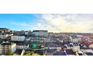 Studio traversant avec vue imprenable