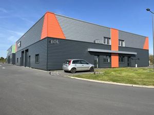 A LOUER : Locaux d'activités neufs