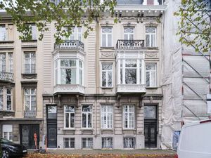 Coupure - Authentieke herenwoning met tuin op één van de meest gegeerde locaties van Gent.