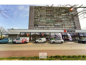 Magazijn (433 77 m²) te huur in Gent