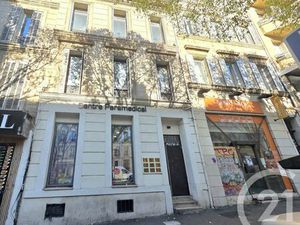 Appartement à vendre - 6 pièces - 142 m2 - Marseille - 13006 - PROVENCE-ALPES-COTE-D-AZUR