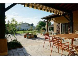 Villars-les-Dombes (01330)