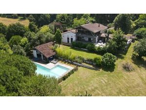 Maison de luxe en vente à Agen  Nouvelle-Aquitaine