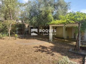 A Vendre  mazet de 33m2 sur un terrain de 2364m2  Bédarieux