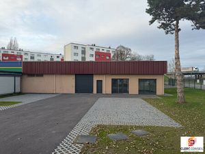 Location Local commercial 221m² ST MARCEL 27950