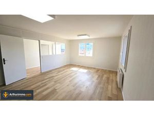 Bureaux professionnels à louer – 185 m² – Bourgoin-Jallieu