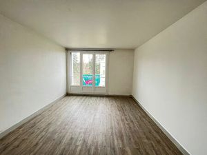 Location appartement 3 pièces  63.00m²  Yerres