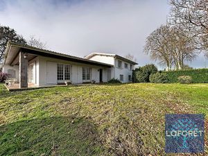 Maison de 207 m² à 10 min de Dax