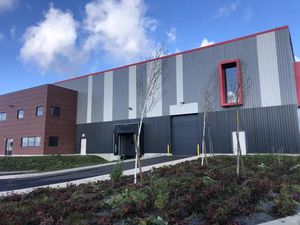 Locaux d'activité à quai à louer à partir de 1 310 m² - Le Thillay  hub logistique Grand P