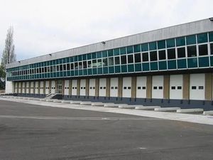 Entrepôt logistique indépendant ICPE - rénové - 8 099 m² divisibles - Saint Witz  accès di