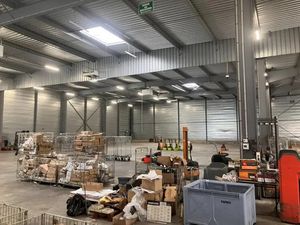 Locaux d'activités indépendants à quai de 3 669 m² à louer - Villeparisis  accès A1  RN104