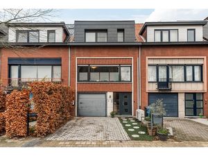 Huis te koop in Brasschaat met 3 slaapkamers