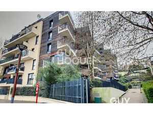 Appartement Chaville 5 pièces avec bacon terrasse