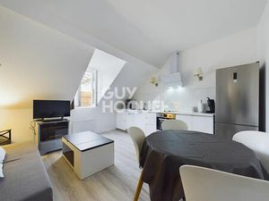 2/3 PIECES TRAVERSANT 32m2 RUEIL CENTRE