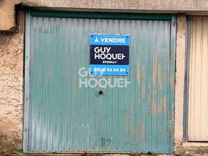 GARAGE A VENDRE 17 m2 BERNON VILLAGE