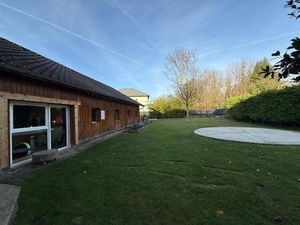 Maison mitoyenne avec atelier