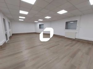 A LOUER  CENTRE D'AFFAIRES