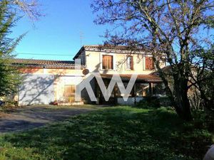 Corps De Ferme Avec Deux Maisons D’Habitation Sur 1 2ha