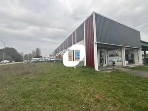 Location Commerce Angerville 91670