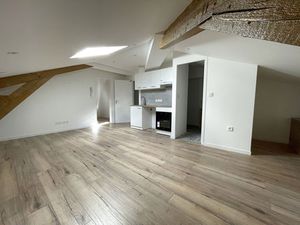 Location appartement 2 pièces 31m2 Carmaux 81400 - 350 € - Surface Privée