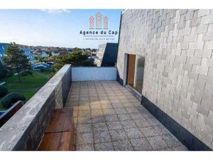 Location Appartement T1 à Bernières-sur-Mer (14990) : à louer T1 / 40m² Bernières-sur-Mer