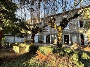 Saint Egreve - La Monta - Bâtisse de 1870 à rénover 273 m² ...
