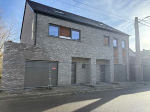 Maison à vendre avec garage et terrasse   Roux (VBD64015)