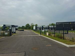 Location bureau 46 m² à Charvieu-Chavagneux (38230)