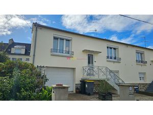 Maison à vendre à Guipavas - 4 chambres et jardin