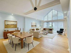 Location Appartement 5 pièces Bord de Mer à Larmor-Plage (56260) : à louer 5 pièces Bord d