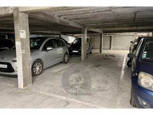 Annonce parking/garage à louer