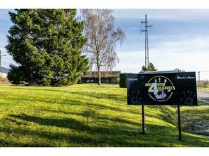 Immeuble mixte à vendre à Rue Fostrie 1 Yvoir (VBD64318)