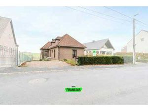 À VENDRE – Spacieuse villa avec une vue imprenable sur la c…