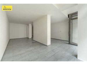 Rez-de-chaussée commercial en centre ville - 80m²-Faire offr