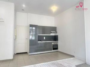 Location appartement 3 pièces 51 m² à Lyon 3 (69003)