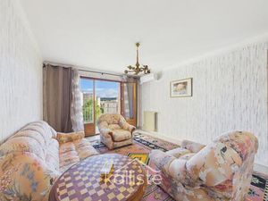 Appartement 4 pièces à Ajaccio Maréchal Juin  avec balcons  cave et parking