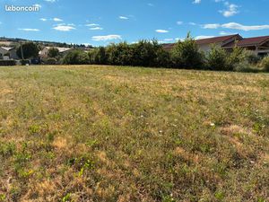 TERRAIN À CONSTRURE 1400m2