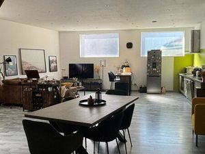 Loft indépendant 106m² + parking centre ville