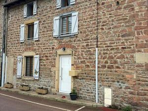 Maison de village  garages jardin