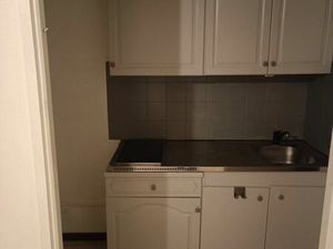 F2 proche de la planche ducale avec garage sous terrain 380 euros