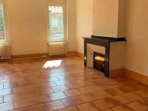 Appart. 160 m2 centre Lévignac