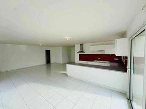 Vente Maison à Montaigu-Vendée (85600) : à vendre / 122m² Montaigu-Vendée