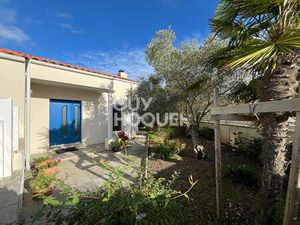 Vente Maison au Fenouiller (85800) : à vendre / 200m² Le Fenouiller