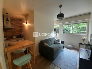 Appartement Paris 1 pièce(s) 27 m2