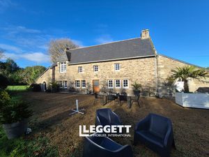 Maison 8 pièce(s)  PLÉVIN