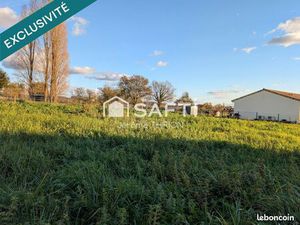 Terrain 1003 m² SAINT-SAVIN