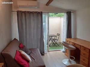Particulier loue studio meublé proche Agroparc et Avignon