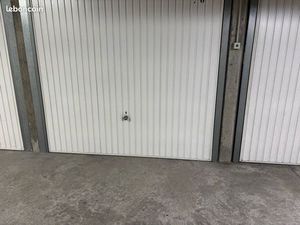 Loue Box dans résidence très protégé