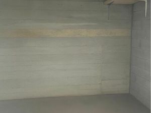 Loue grande cave de 14m2