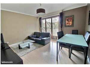 Magnifique Appartement F3 Meublé tout équipé  à 5 mins à pied du RER B avec Balcon